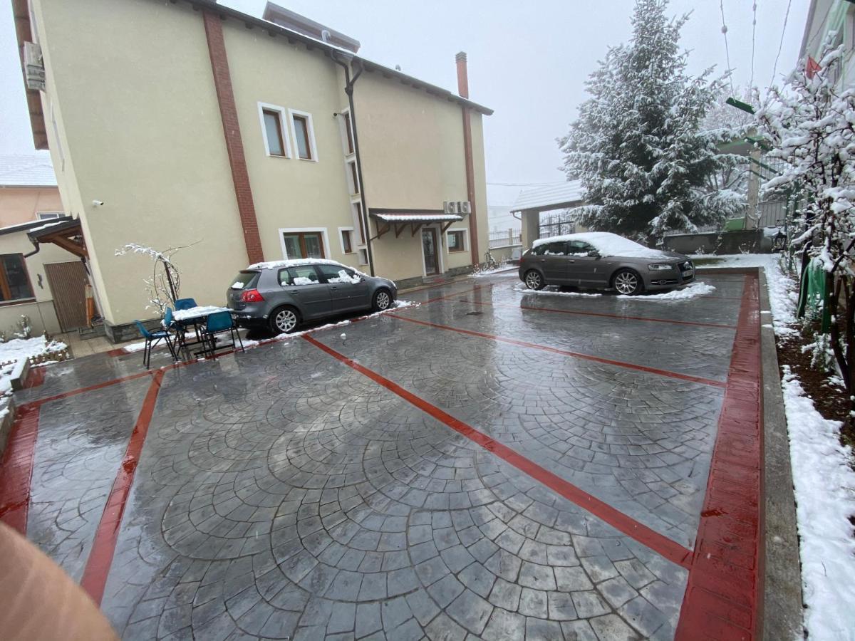 Guesthouse Tershana Peshkopi Eksteriør billede